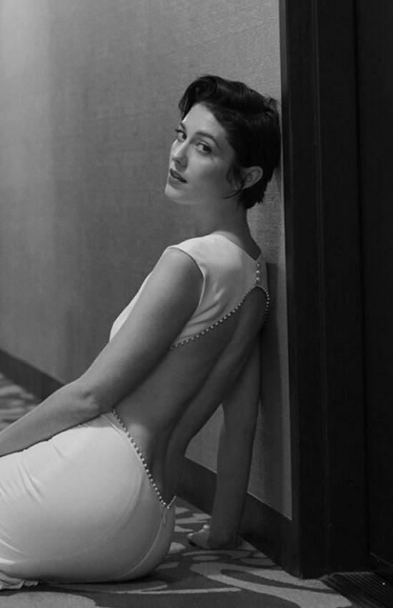 andrew breskin add mary elizabeth winstead ass photo