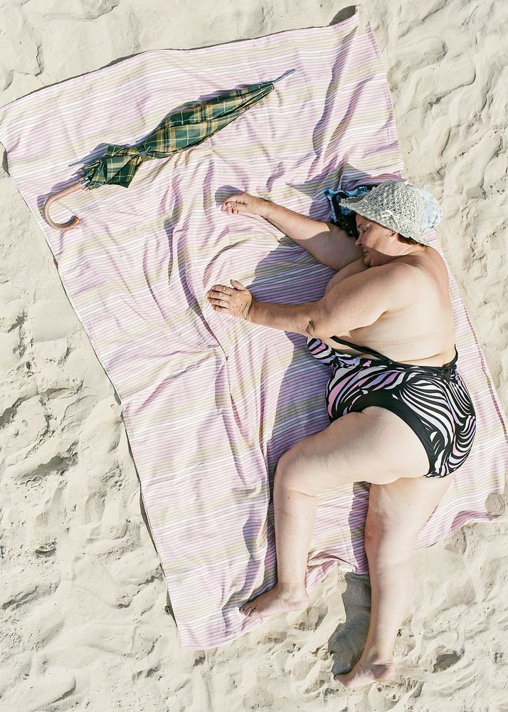 denise oreilly add voyeuristic beach photo