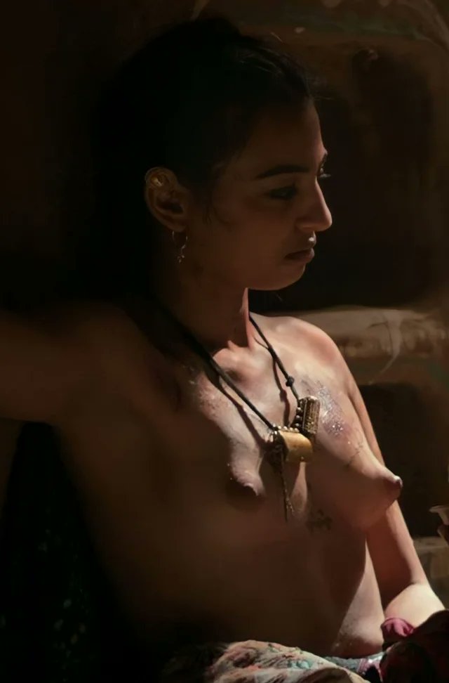 amita kaushal add radhika apte naked image