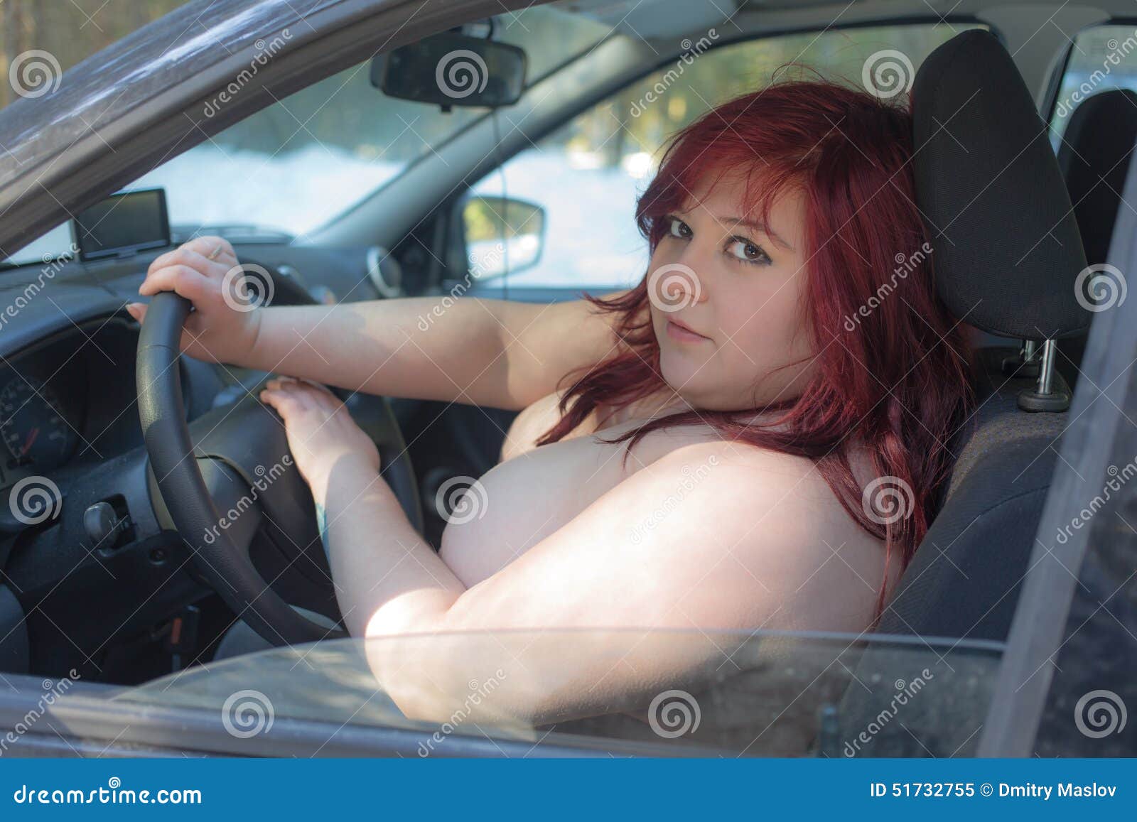 anukriti sinha add women driving naked photo