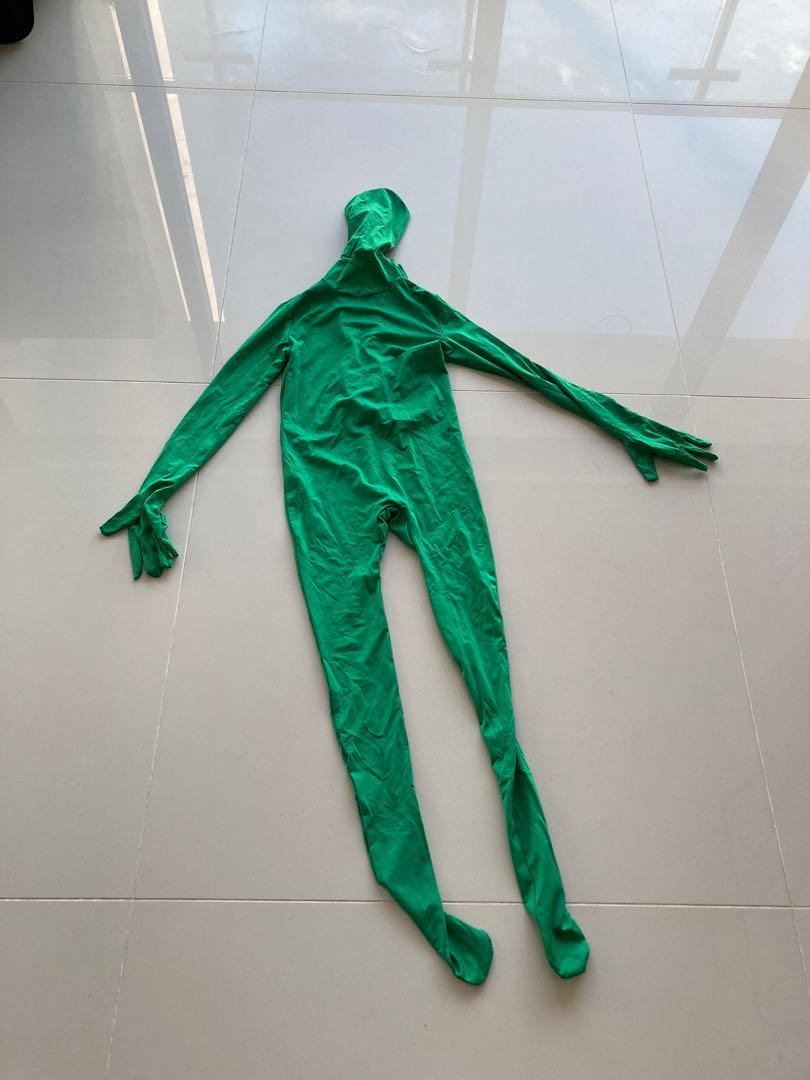 beth maccallum add greenman suit photo