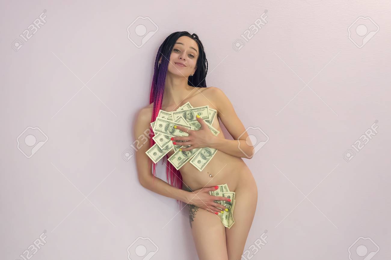 bernardo trinidad add naked in money photo