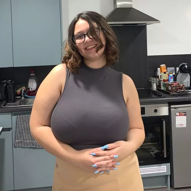 becky eyles add spanish big tits photo