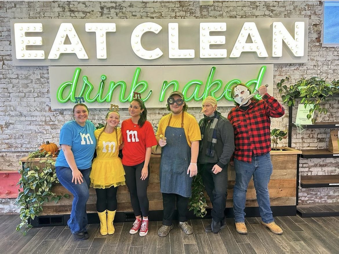 ben brecht add naked kitchen cleaning photo