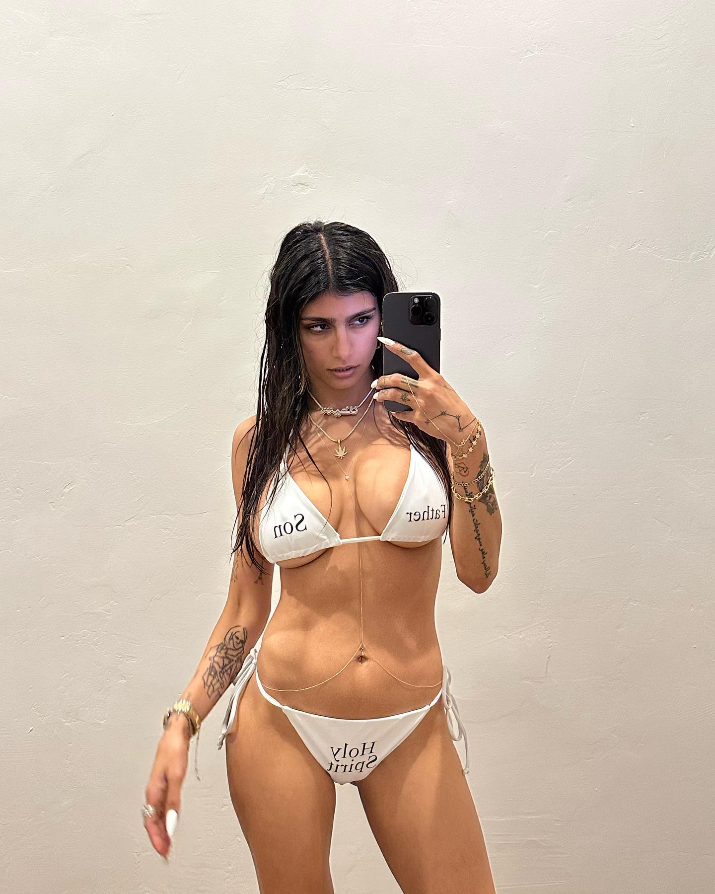 chad langrehr add mia khalifa nude 2023 photo