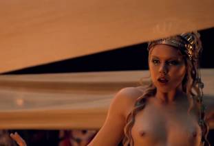 ben hetherington add nude women in spartacus photo