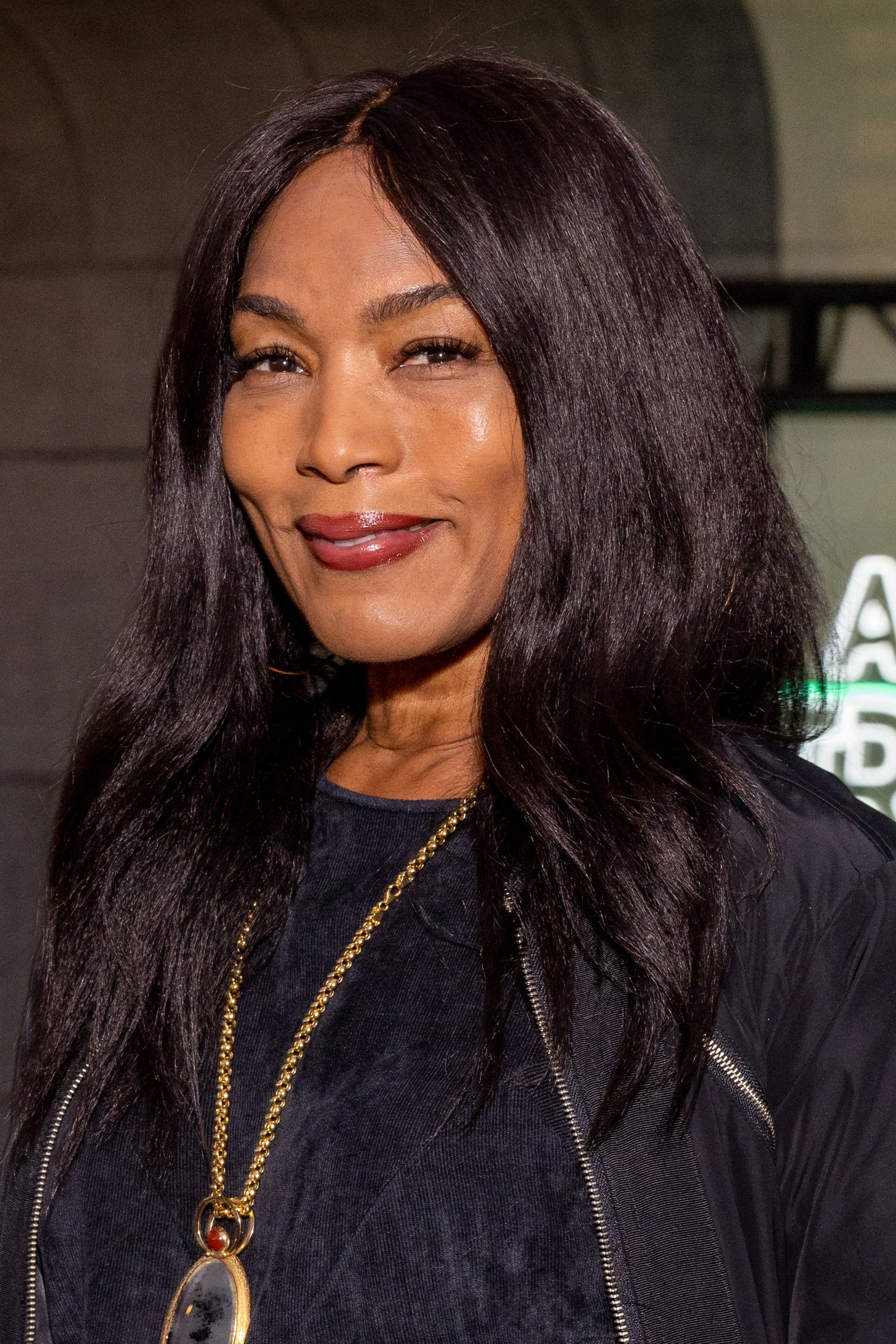 bong panes add angela bassett butt image