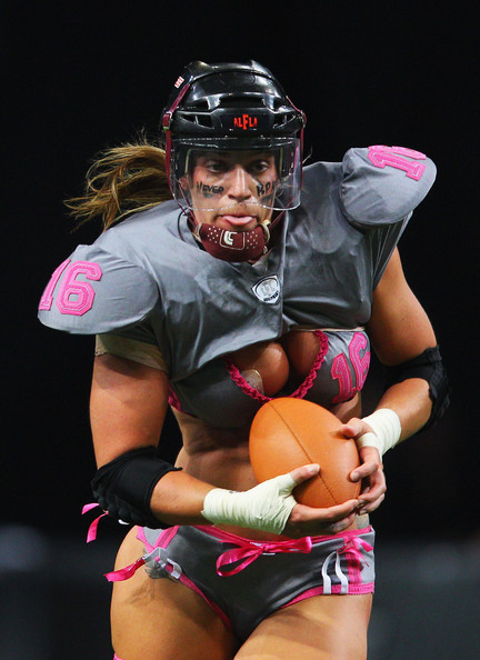 ace grande add lfl football nude photo