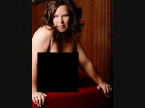 bob noonan add vickie guerrero naked image