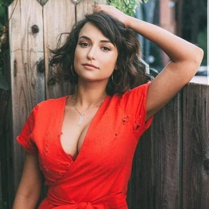 cole biggs add milana vayntrub naked image