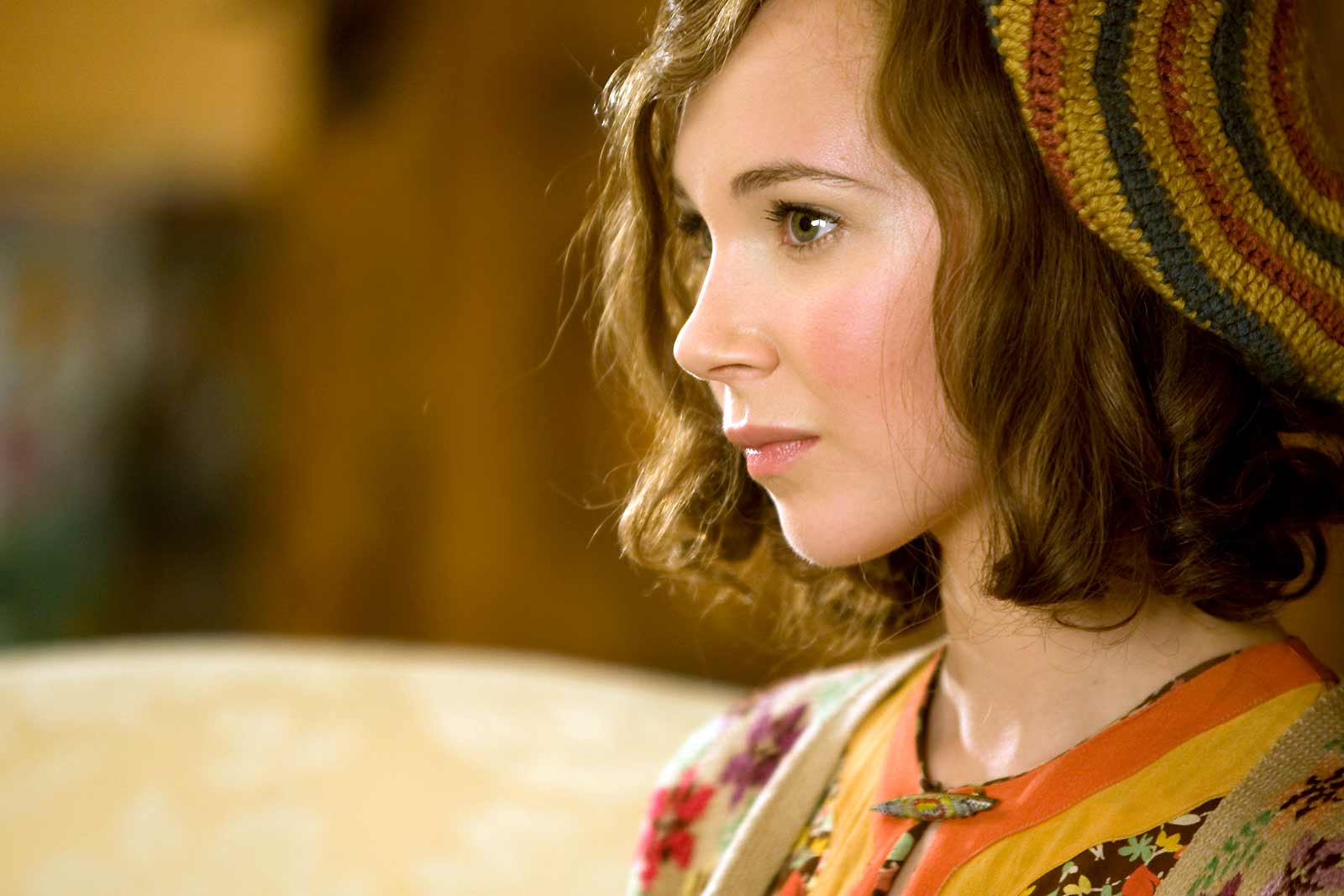 dian puspa add juno temple hot image