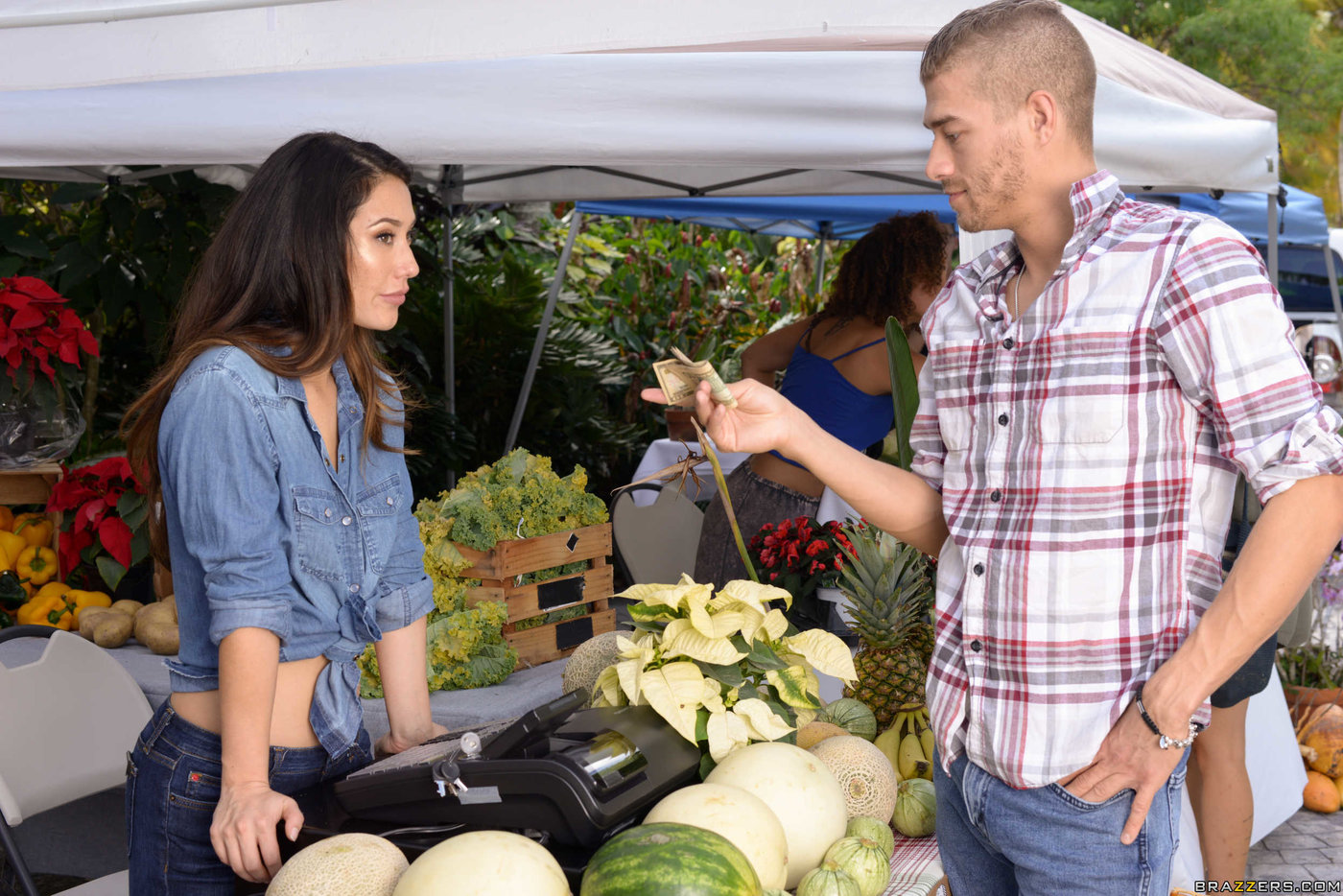 ariana villanueva add eva lovia farmers market image