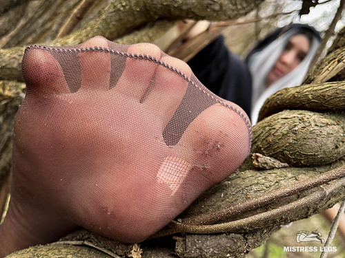 ben hawkinson add pantyhose feet in your face photo