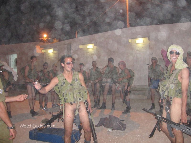 bradley maistry add gay army naked photo