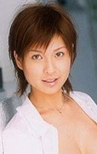 anna russu add hiyori shiraishi image