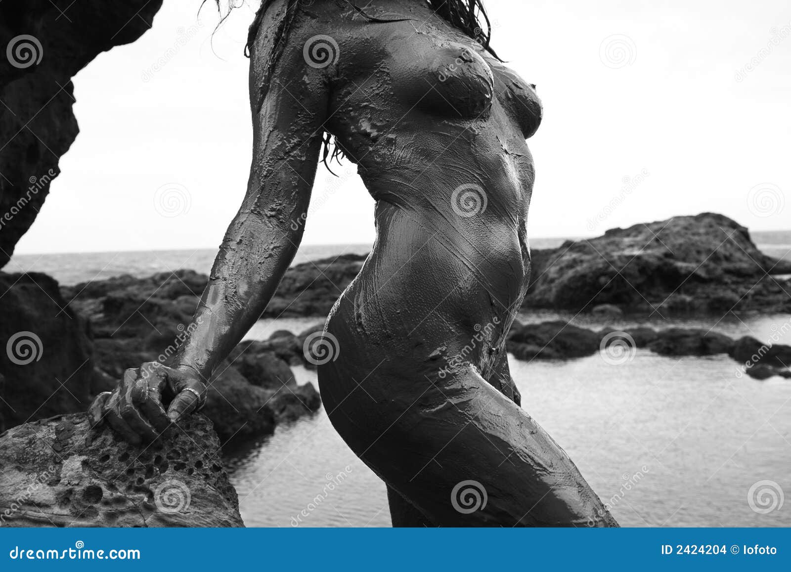 daniel sh add nude women in mud photo