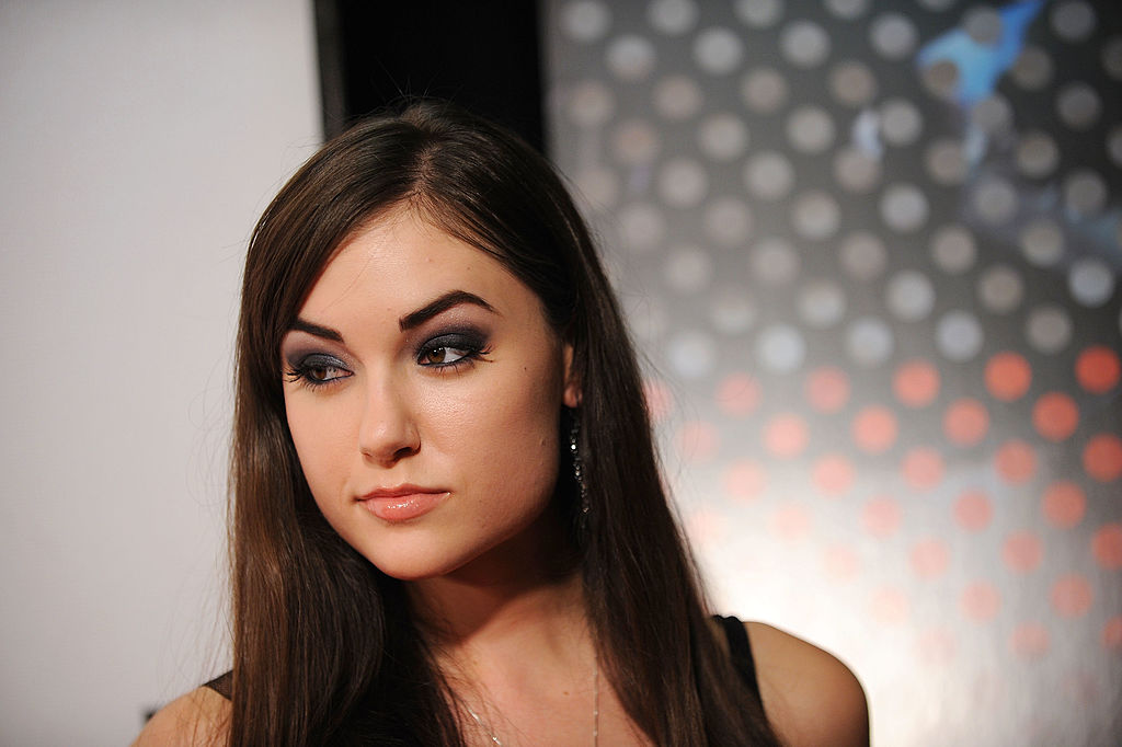 barbara tagle add sasha grey queen photo