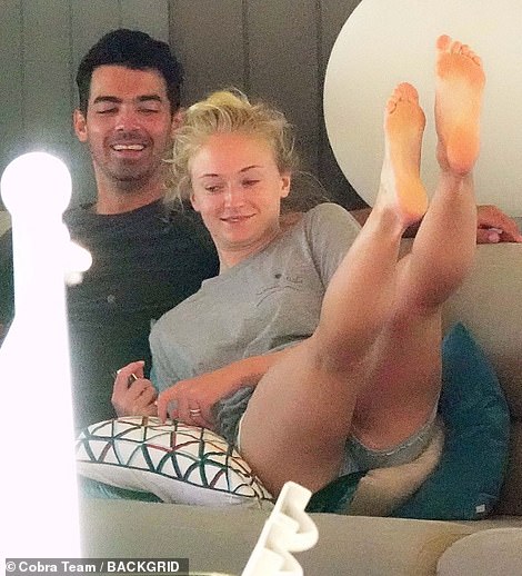 daine butler add sophie turner feet photo